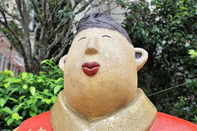 china-g9bfd6ce27_640 Statue dicke Frau